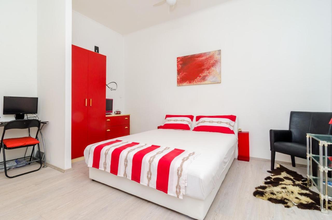 Apartment Caceris Ragusa Esterno foto